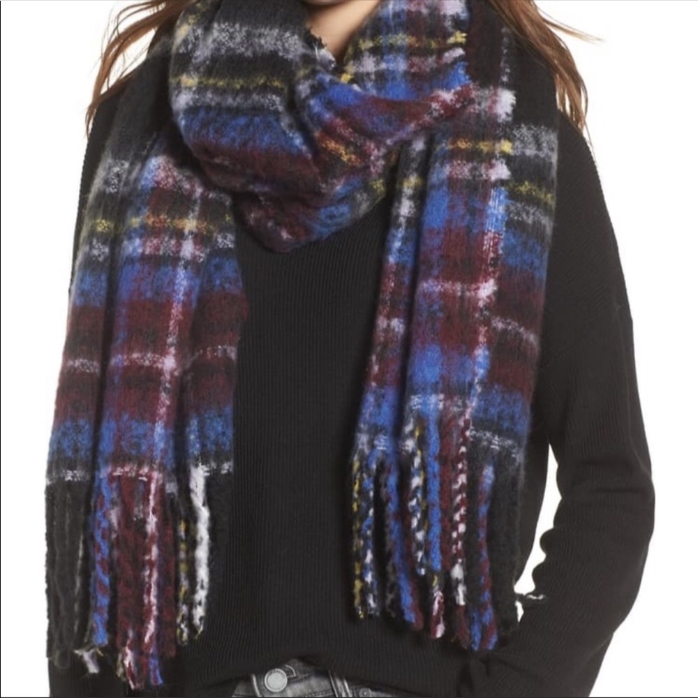BP | NWT Multicolor Boucle Scarf